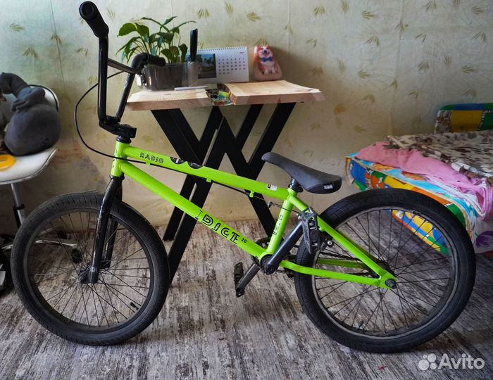 Трюковой велосипед BMX radio dice FS 20' Неоновый