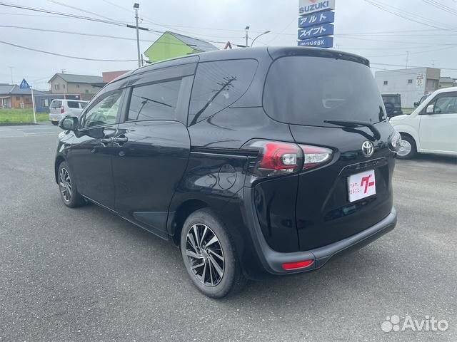 Toyota Sienta 1.5 CVT, 2021, 45 000 км