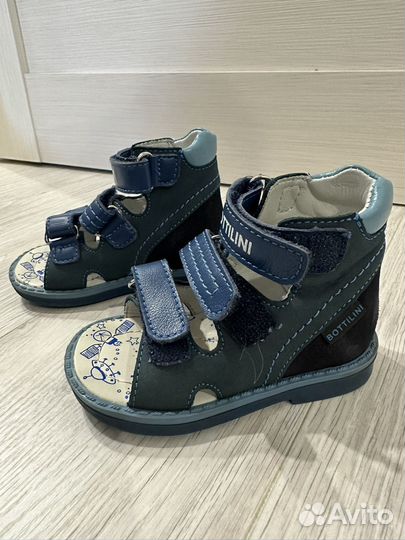 Bottilini сандалии