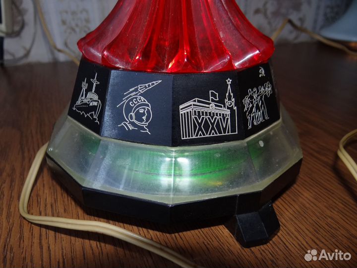 Сувенир первому космонавту СССР