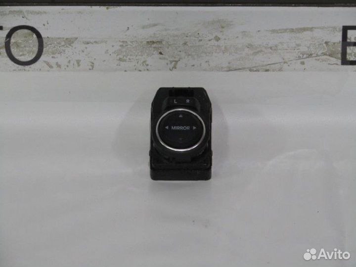 Блок управления зеркалами Hyundai Sonata 6 G4KD