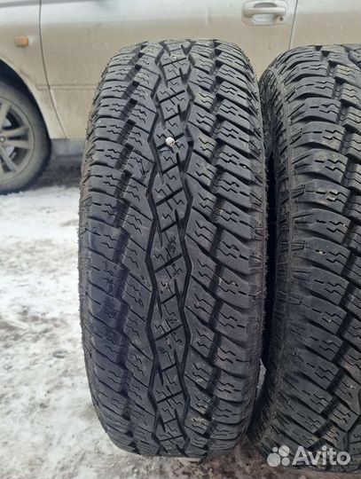 Toyo Open Country A/T Plus 215/65 R16 98H