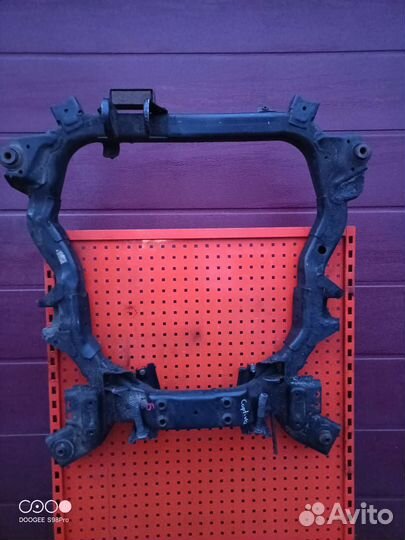 Балка передняя Opel antara