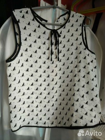 Рубашка (блуза) женская с кошечками новая 48