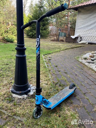 Трюковой самокат mgp