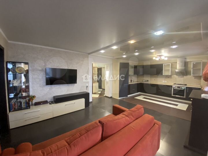 3-к. квартира, 76 м², 9/10 эт.