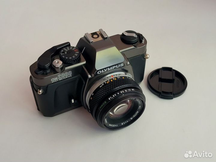 Olympus OM-2000 + Zuiko 50/1,8 MC