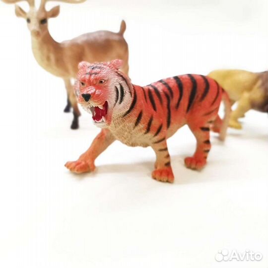 Фигурки Животные жарких стран