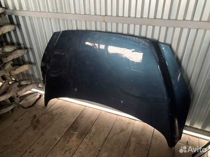 Kапот Peugeot 308