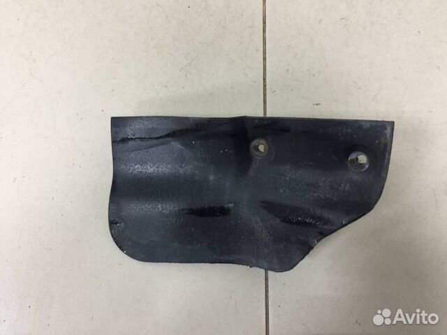 Брызговик задний правый Volkswagen Jetta 5K 2011