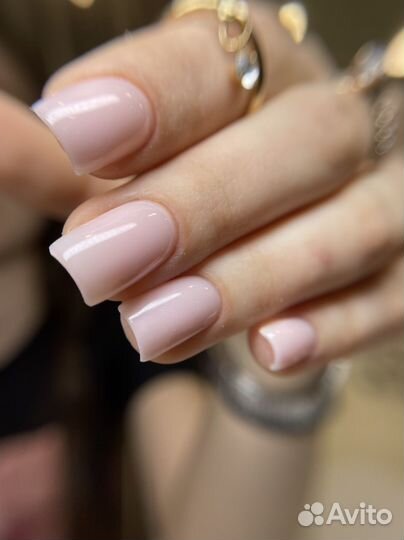 Маникюр и педикюр