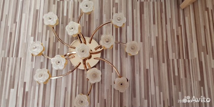 Люстра потолочная со светодиодными лампочками