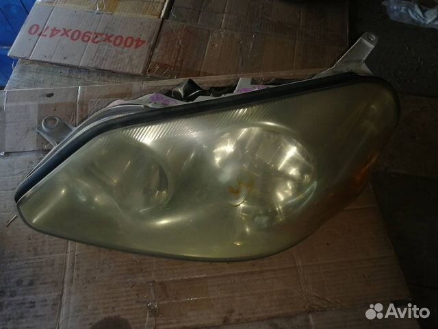 Фара правая Toyota Mark II GX110