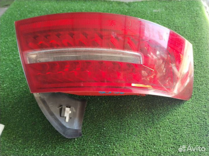 Стоп-сигнал левый Audi A6 C6 caja 2010
