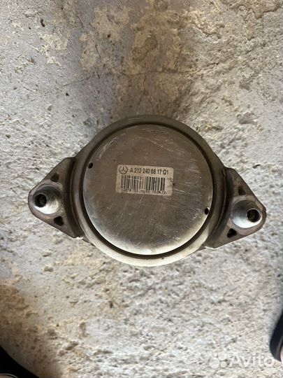 Опора двигателя мерселес w 204