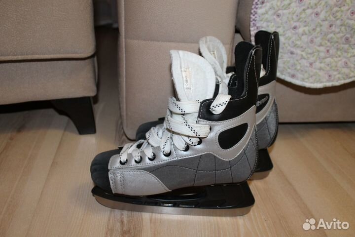 Коньки хоккейные 38 размер