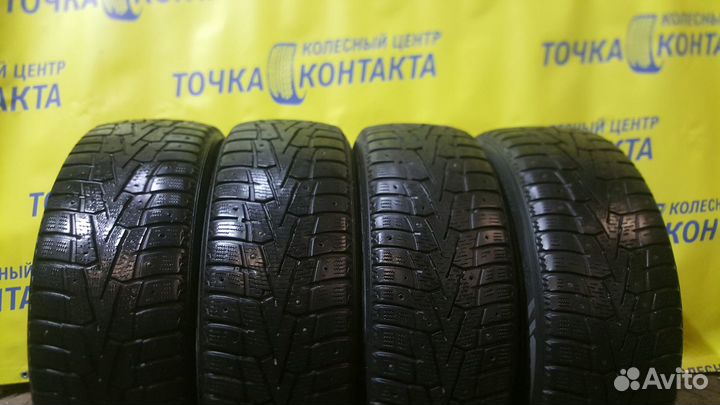 Roadstone WINGUARD Spike 215/55 R17