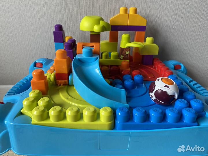 Стол мега блокс + горка