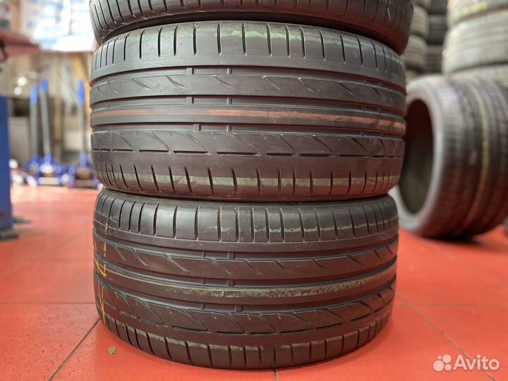 Bridgestone Potenza S001 225/40 R19 и 255/35 R19
