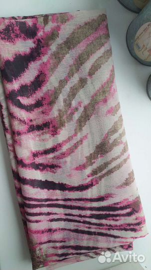 Отрез ткани шифон