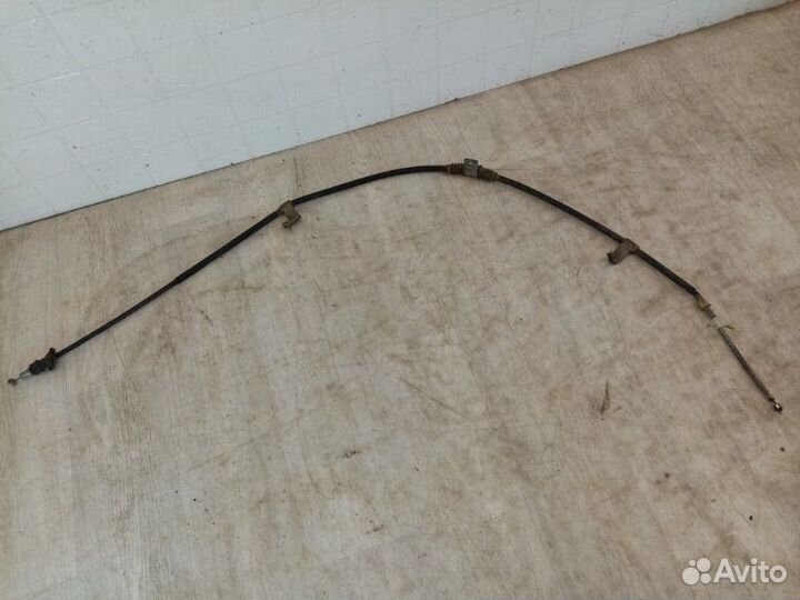 Трос ручника задний правый Mitsubishi Outlander Xl