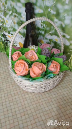 Корзинка из искусственного ротанга