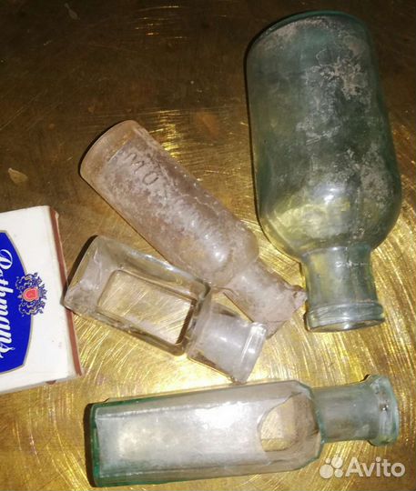 Старинные пузырьки аптечные