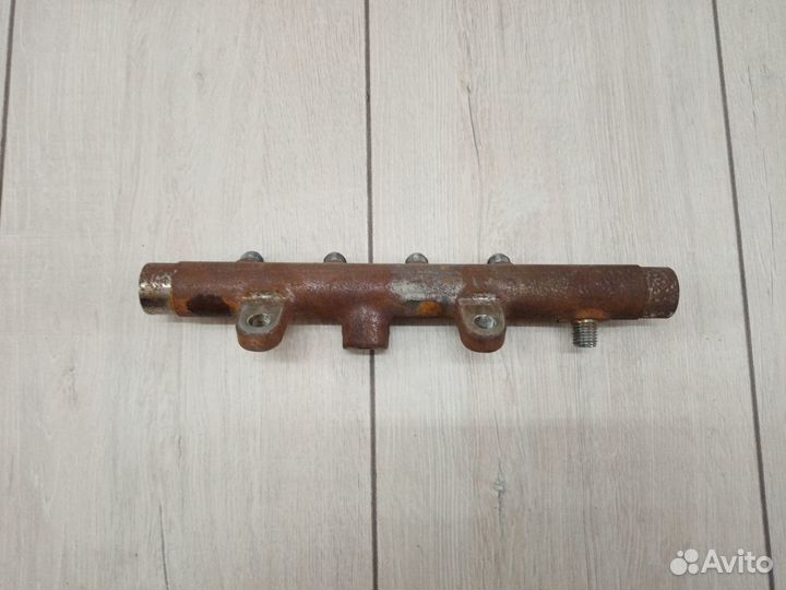 Рампа топливная Renault megane 3