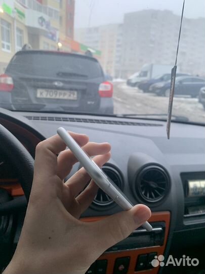 iPhone 8 Plus, 64 ГБ