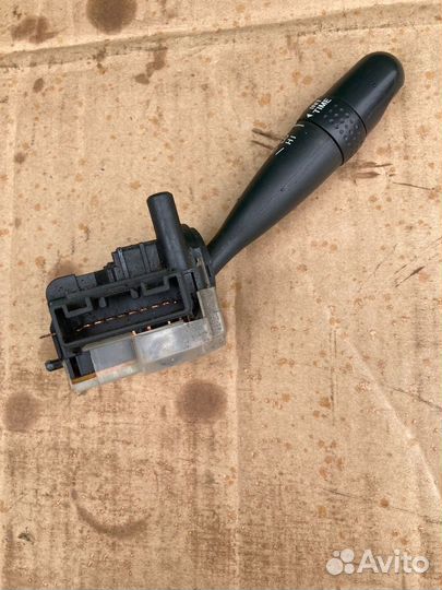 Переключатель стеклоочистителей Toyota Corolla E12