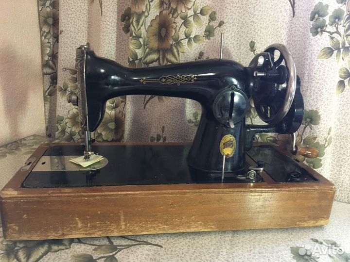 Швейная машинка, ручная - времен СССР