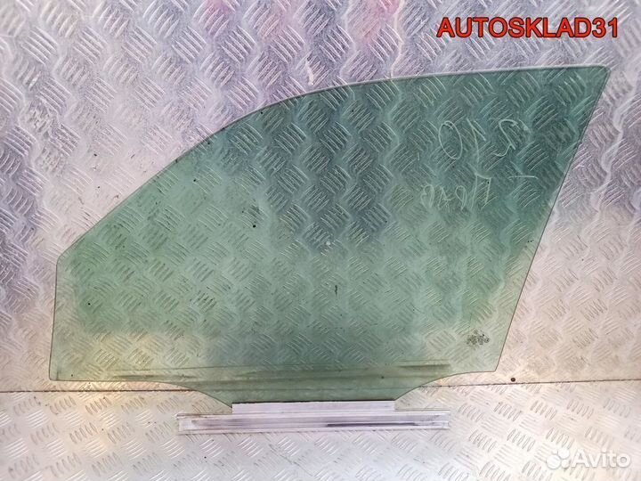 Стекло переднее правое Mercedes W210 A2107200218