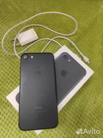 iPhone 7, 32 ГБ