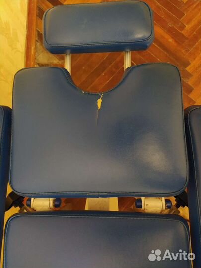 Массажный стол