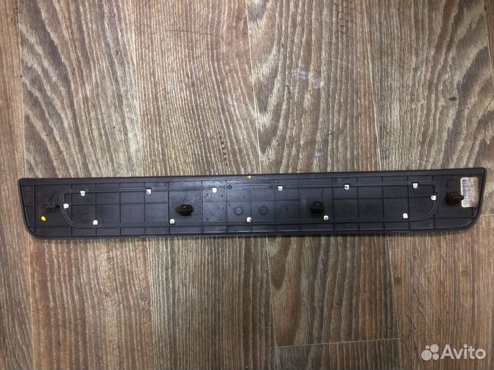 Накладка порога левая передняя Hyundai Santa Fe 2