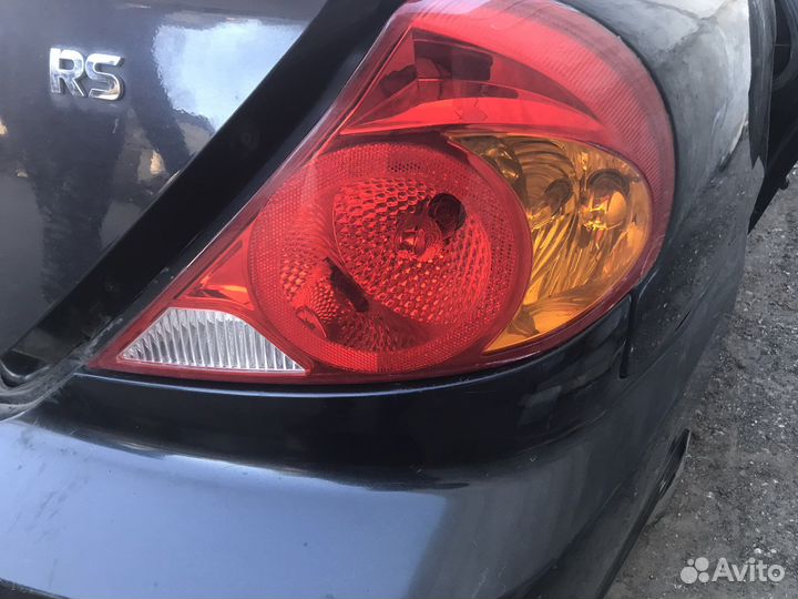 Фонарь задний правый для Kia Spectra