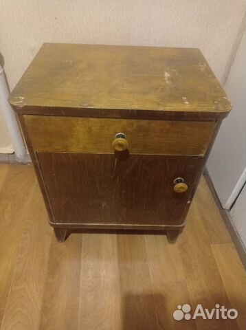 Тумба прикроватная ретро массив