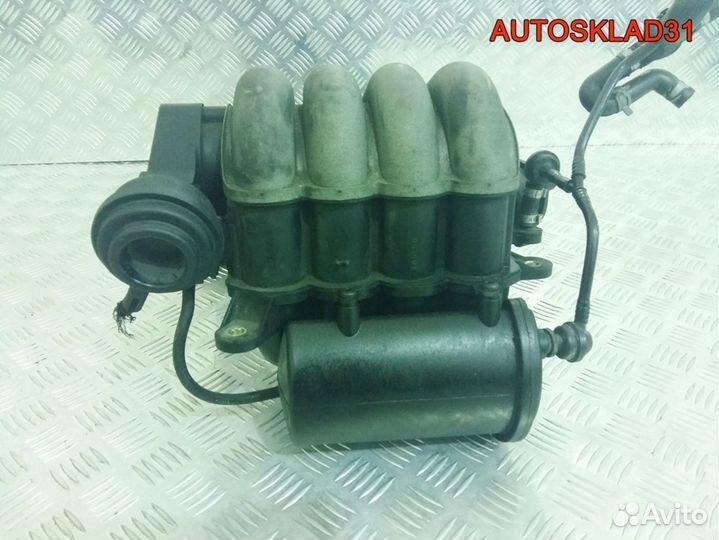Коллектор впускной Audi A4 B6 2.0 ALT 06B133210AJ