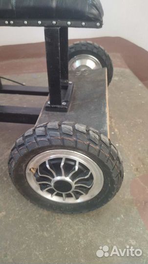 Детский трехколесный электрический самокат