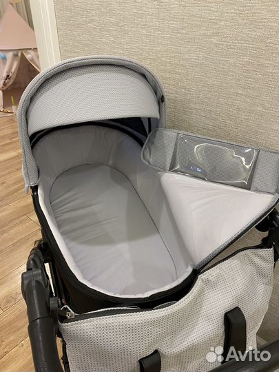 Коляска 2 в 1 Roan Bass Next