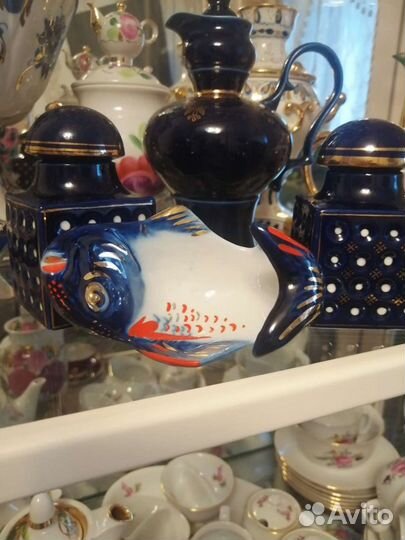 Графин и чайницы cobalt, фарфор, позолота. СССР