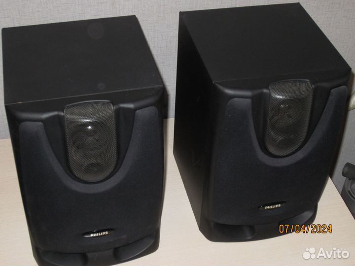 Продам колонки Philips