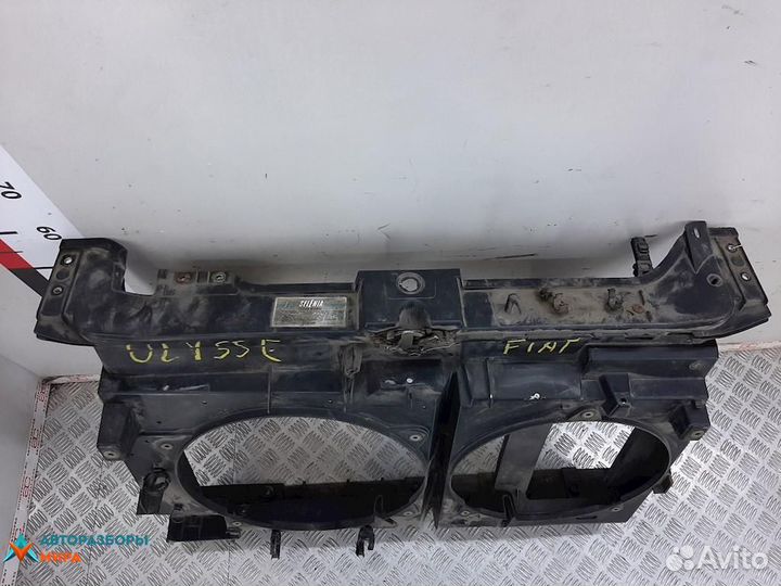 Передняя панель крепления облицовки (телевизор)