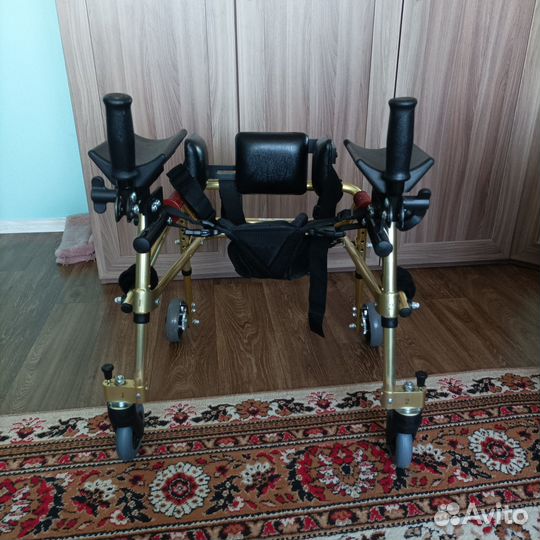 Ходунки с поддержкой для детей с дцп Мега-Оптим