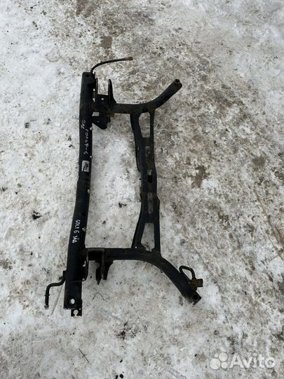 Задний подрамник Volkswagen Golf 6