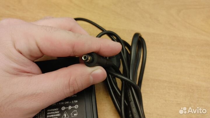 Бп универсальный 90 Вт 5.5x2.1 (Acer, HP, Lenovo)