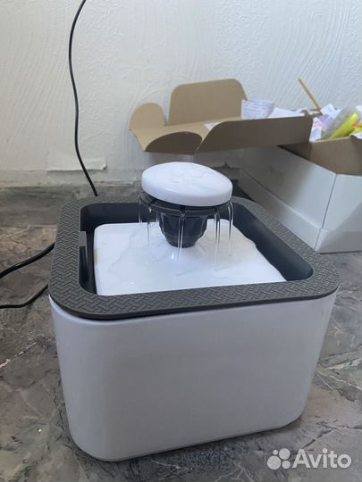 Фонтан поилка с режимами новая