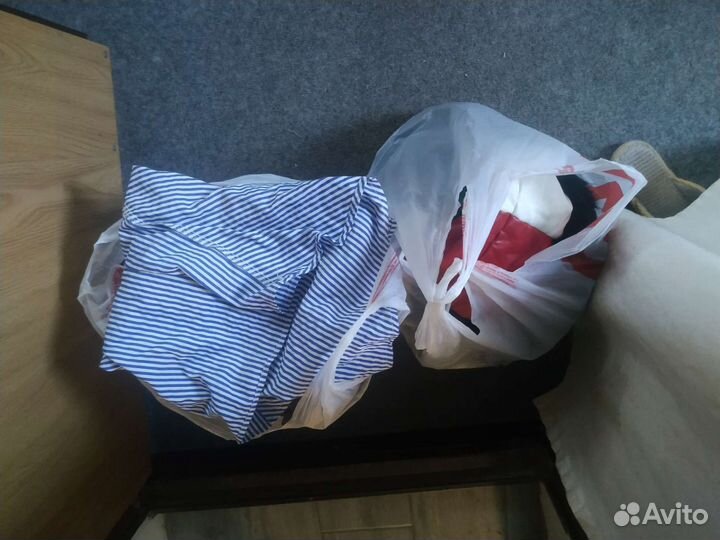 Женская одежда, пакетом