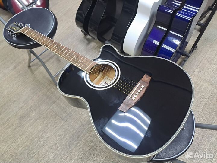 Гитара акустическая чёрная Flight
