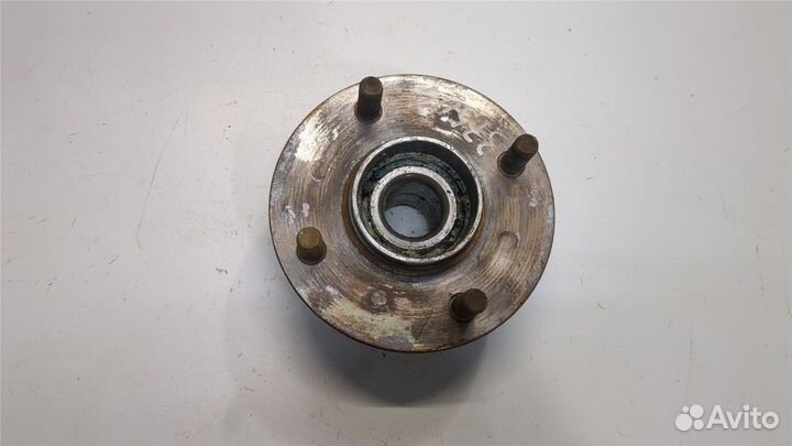 Ступица (кулак, цапфа) Nissan Primera P11, 2000